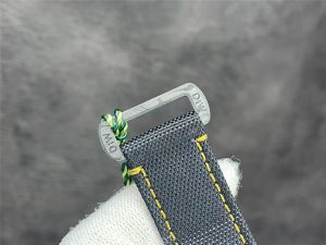 AVS厂复刻的劳力士格林尼治碳纤维GMT腕表细节介绍插图4