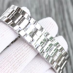 2022最新（广州特产）肖邦快乐钻系列钢带款情侣腕表做工很不错插图6
