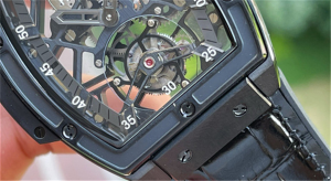 JB厂复刻的宇舶MASTERPIECE系列906陀飞轮镂空机械腕表中的艺术品插图3