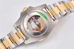Clean厂复刻的劳力士116713间金黑面GMT双时区腕表与专柜对比细节如何！插图11