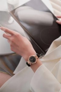 意大利著名奢华珠宝品牌宝格丽的DIVAS’ DREAM女士石英复刻腕表七夕首先插图