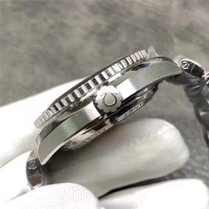 VS厂欧米茄海马系列600M陶瓷黑盘黑圈款复刻腕表做工细节究竟如何？插图1