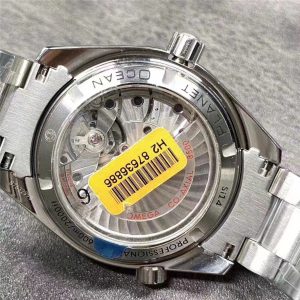 VS厂欧米茄海马系列600M陶瓷黑盘黑圈款复刻腕表做工细节究竟如何？插图4