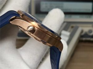 VS厂欧米茄海马300M玫瑰金蓝款复刻版腕表怎么样插图8