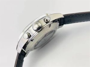 LGFactory浪琴复刻表先行者推出一款具备飞返计时腕表怎么样插图3
