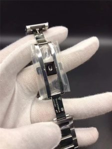 VS厂欧米茄海马150大黄蜂复刻表的品质一直是复刻表市场的天花板！插图1
