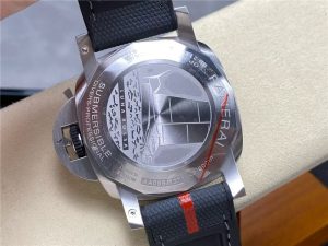 VS厂沛纳海PAM1681潜行系列44毫米Luna Rossa自动上链复刻腕表评测插图4