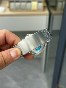 VS工厂海马300熊猫盘复刻手表评测：精致与性能的融合插图2