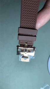 解构8F工厂江诗丹顿纵横四海7900V：复刻表中的”全能王者”细节图鉴插图3