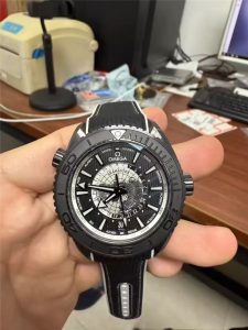 VS工厂海马600新品陶瓷世界时细节评测（VS工厂海马600新品陶瓷世界时实拍细节图展示）插图1