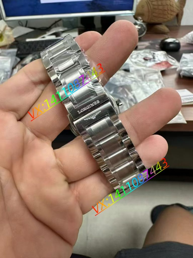 此图片的 alt 属性为空；文件名为 %E5%BE%AE%E4%BF%A1%E5%9B%BE%E7%89%87_20250923130744_348_207-768x1024.jpg