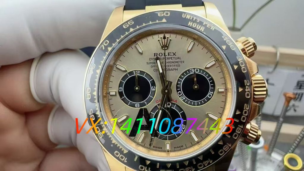 VS厂配重余文乐迪通拿(丹东4131机芯V2配重壳)评测:质感与性能双优的复刻标杆