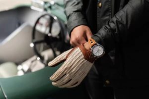 Bremont宝名表携手捷豹（Jaguar）推出全新JaguarC-Type捷豹合作款腕表喜欢吗！插图