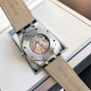 XF厂爱彼皇家橡树系列15202连细节都和正品一样插图2