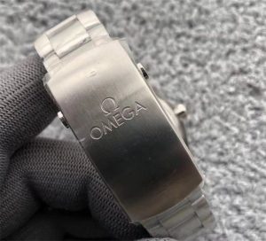 VS厂复刻的海马600米四分之一橙真的可以潜水游泳！插图4