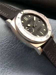 VS沛纳海潜行系列PAM00984钛合金复刻腕表质量评测插图3