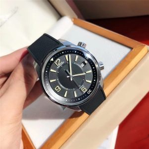 采用进口瑞士 ETA2824 (真瑞机）的原单腕表积家怎么样插图