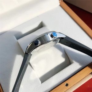 采用进口瑞士 ETA2824 (真瑞机）的原单腕表积家怎么样插图4