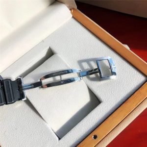 采用进口瑞士 ETA2824 (真瑞机）的原单腕表积家怎么样插图5