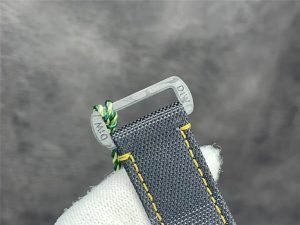 AVS厂复刻的劳力士格林尼治碳纤维GMT腕表细节介绍插图4