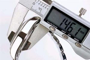 ZF厂复刻的帝舵碧湾系列红蓝圈腕表做工质量如何插图6