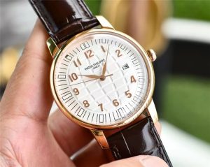 百达翡丽(手雷AQUANAUT)系列经典复刻表锅盖玻璃材质工艺怎么样插图2