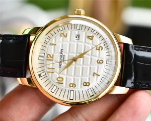 百达翡丽(手雷AQUANAUT)系列经典复刻表锅盖玻璃材质工艺怎么样插图5