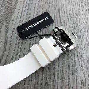 RMF复刻的理查德-米勒RICHARD MILLE 冰蓝水晶马球RM53-02腕表做工细节如何插图2