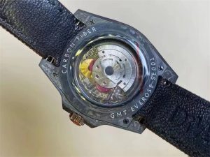 DIW厂2022复刻的劳力士碳纤维材质GMT怎么样！插图4