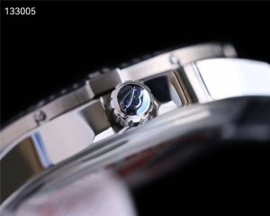 TRF新复刻的百年灵挑战者41mm瑞士自动机械腕表（Colt Automatic）插图4