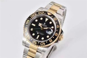 Clean厂复刻的劳力士116713间金黑面GMT双时区腕表与专柜对比细节如何！插图4
