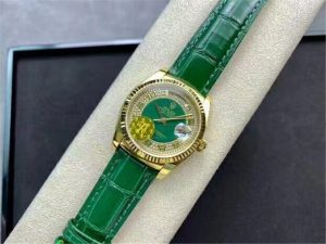 TR厂复刻的劳力士绿珐琅满天星女腕表七夕送礼不二选择！插图3
