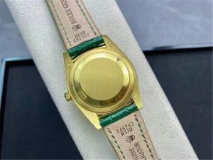 TR厂复刻的劳力士绿珐琅满天星女腕表七夕送礼不二选择！插图5
