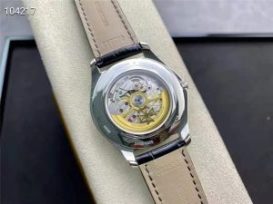 ZF厂复刻的江诗丹顿伍陆系列腕表适合在任何场合当中佩戴插图4