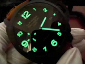 复刻表vs工厂沛纳海pam441升级了这些细节(vs沛纳海pam441怎么样)插图5