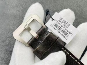 复刻vs与正品相比，工厂佩纳海青铜382手表如何？（vs比较专柜的细节，佩纳海382）插图7