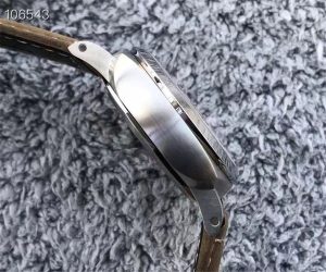 VS厂沛纳海pam1394庐米诺系列（白马王子VS工厂沛纳海1394做工细节方面如何）插图3