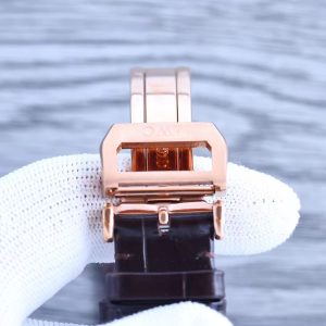 IWC万国葡萄牙多功能高级纯手工雕花复刻腕表介绍插图7