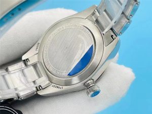 复刻版ZF厂帝舵碧湾小黑盾M79030N做工细节怎么样插图6