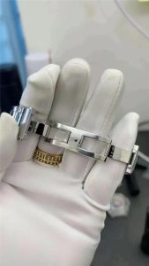 vs工厂欧米茄世界时是否对版？vs欧米茄海马150世界实拍细节图展示插图5
