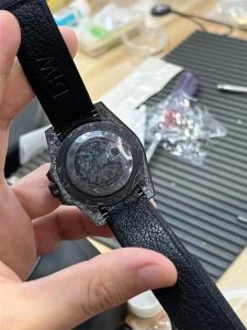 VS厂刚出的碳纤维劳力士复刻表介绍插图3