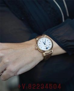 TWC出品 IWC达文西 IW459306 蔚蓝星空，诗意月相怎么样插图3