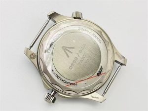 VS复刻表欧米茄海马300无暇赴死007细节怎么样（VS复刻表无暇赴死007的V3版是嘘头）插图2