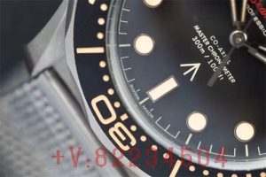 OR工厂欧米茄海马300米007“无暇赴死”评测插图5