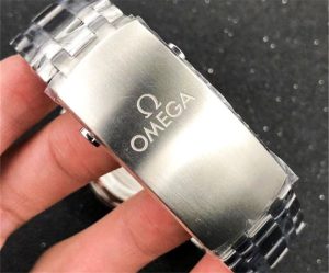 OR厂复刻的欧米茄42mm海马300米潜水表做工细节深度评测插图4