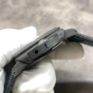 VS复刻表沛纳海PAM1661碳纤维材料怎么样插图3