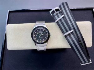 vs欧米茄007幽灵党对比正品怎么样（VS厂复刻的欧米茄幽灵党V2版强势来袭会一眼假吗）插图6