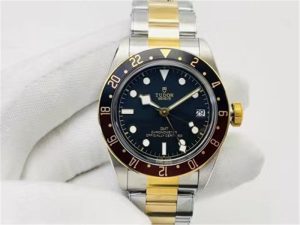 ZF复刻表帝舵GMT“沙士圈”M79833MN-0001怎么样！插图
