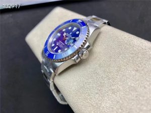 VS复刻表3135蓝水鬼手表值得入手吗？（VS厂劳力士复刻表蓝水鬼40毫米款有破绽吗）插图2