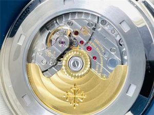 zf厂V3版商务正装一身的PatekPhilippe海底探险者百达翡丽蓝手雷细节评测插图1